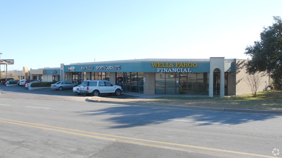 2301 E Central Texas Expressway, Killeen, TX for lease - Primary Photo - Image 1 of 22