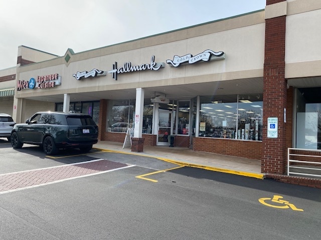 3320-3382 Robinhood Rd, Winston-Salem, NC for lease - Building Photo - Image 3 of 10