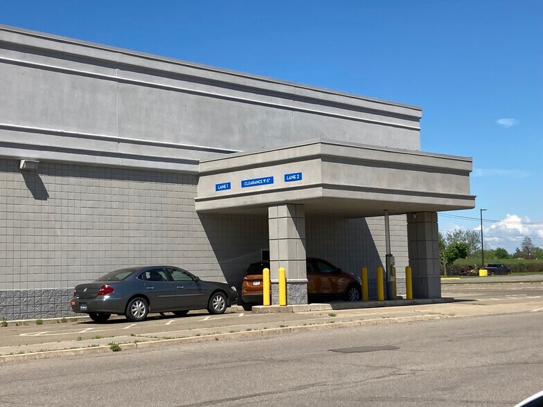 1166 Central Ave, Dunkirk, NY à vendre - Photo du bâtiment - Image 3 de 7