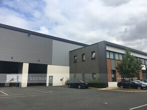 8 Rue du Commandant d'Estienne d'Orves, Villeneuve-la-Garenne à louer Photo intérieure- Image 1 de 9