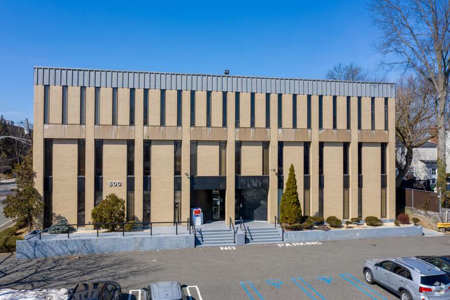 500 Morris Ave, Springfield, NJ for lease - Building Photo - Image 3 of 5