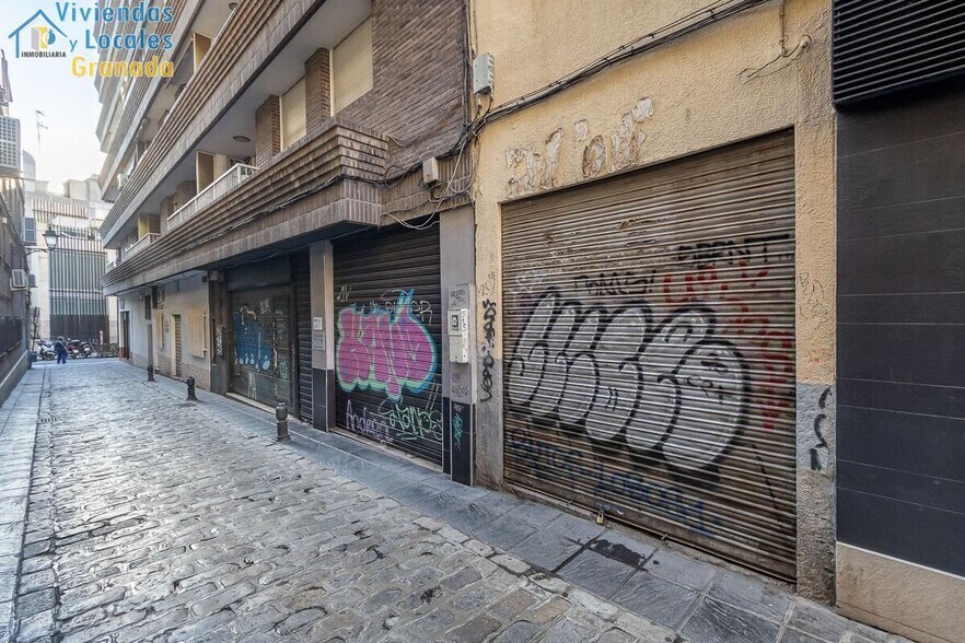 Commerce de détail dans Granada, Granada à vendre - Photo du bâtiment - Image 1 de 16