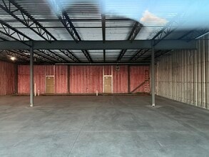 933 N FM 1821 Rd, Mineral Wells, TX à louer Photo intérieure- Image 1 de 1