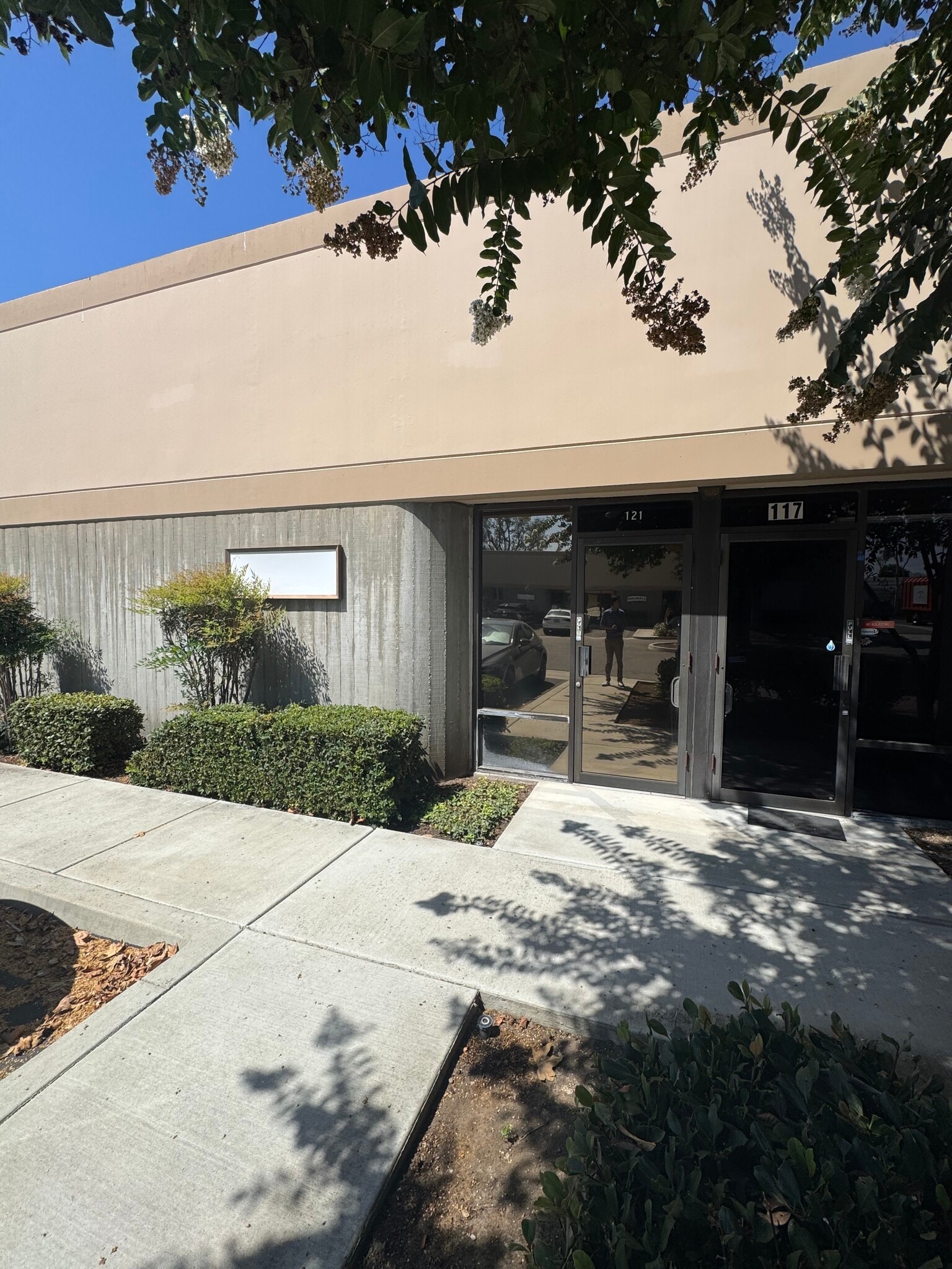 117-223 Viking Ave, Brea, CA for lease Interior Photo- Image 1 of 1