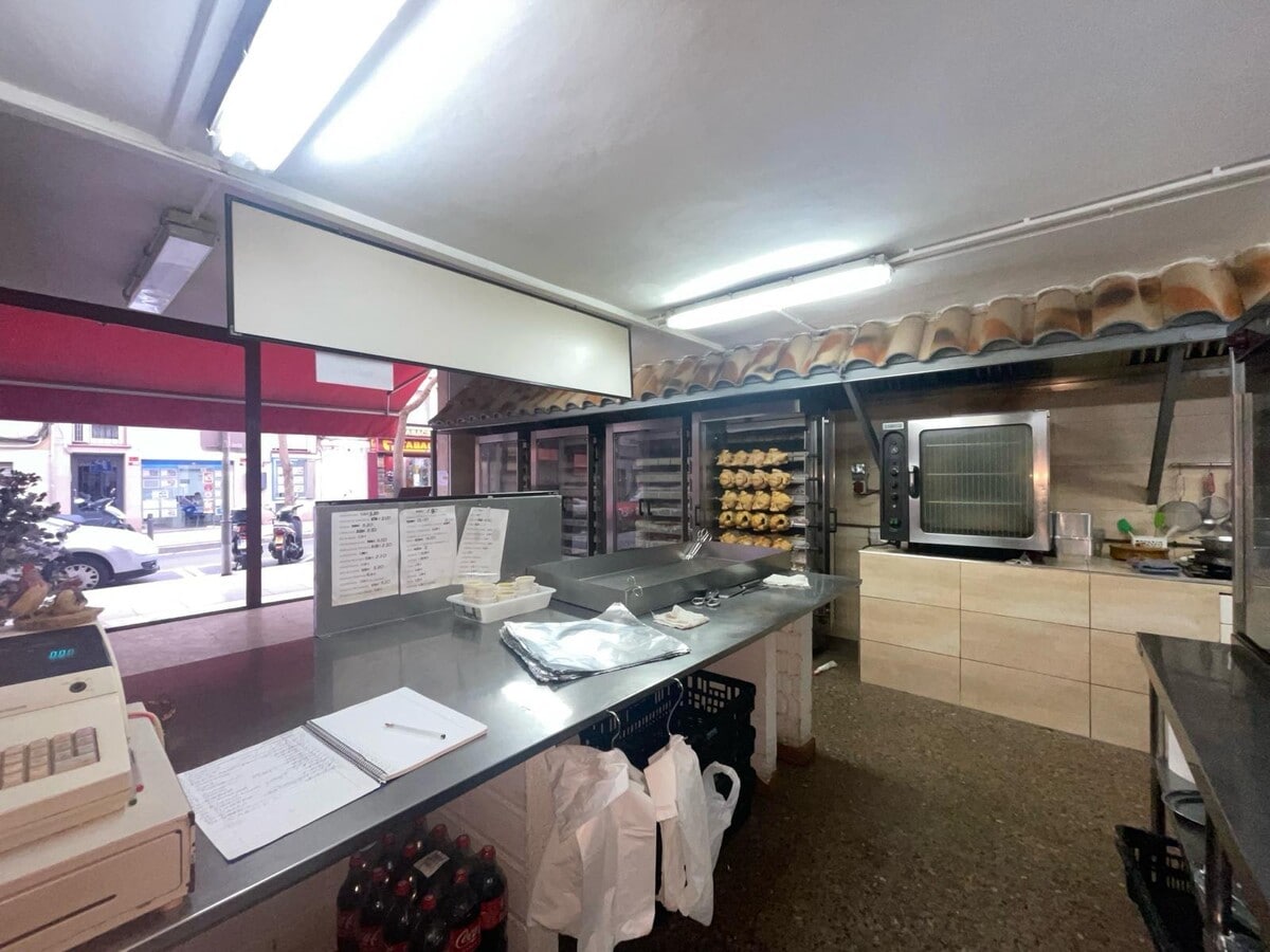 Santa Coloma de Gramenet, BAR 08921 - - - Interior Photo - Image 1 of 5