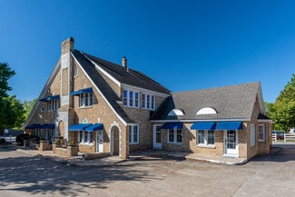 Plus de détails pour 355 N College Ave, Fayetteville, AR - Bureau/Commerce de détail à louer