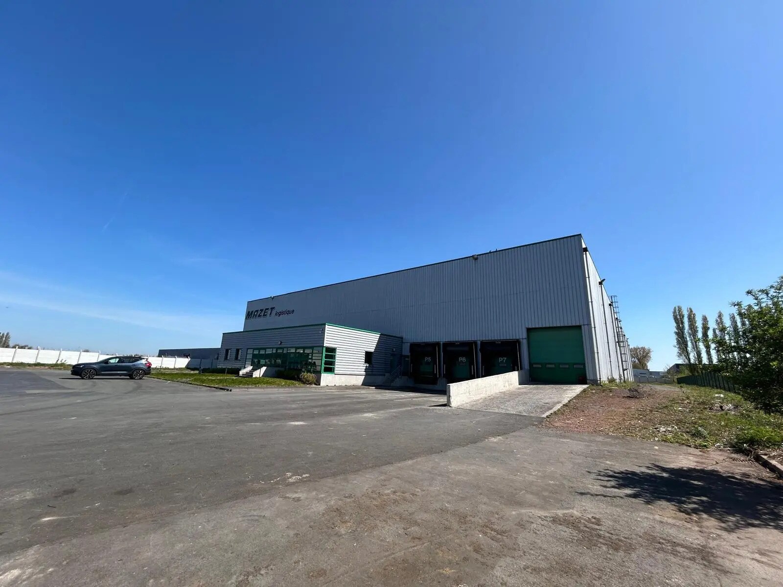 Industrial in Seclin for lease Building Photo- Image 1 of 4