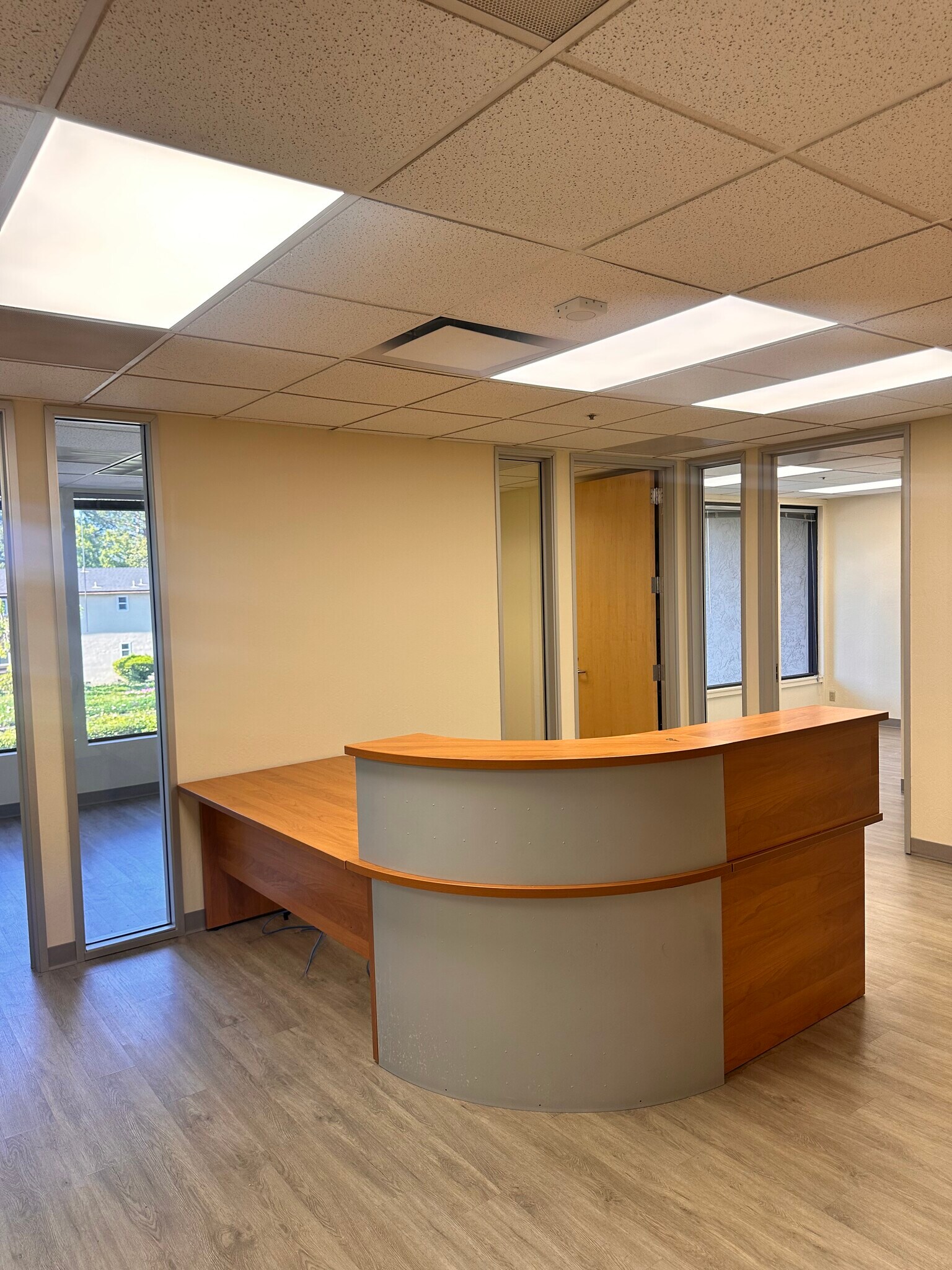 2542 S Bascom Ave, Campbell, CA for lease Interior Photo- Image 1 of 7