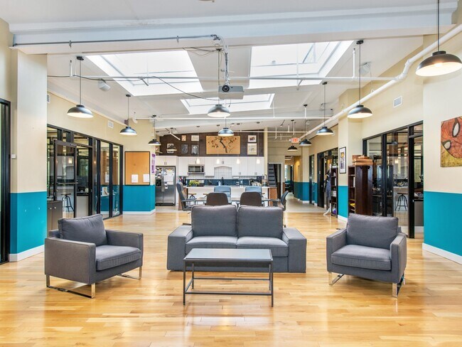 Plus de détails pour 156-160 19th St, Union City, NJ - Bureau à louer