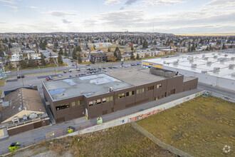 1610 37th St SW, Calgary, AB - aerial  map view - Image1