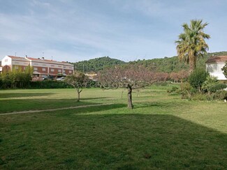 Plus de détails pour Terrain à vendre