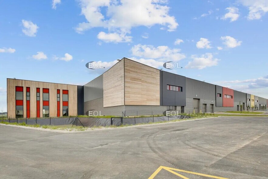 Flex dans Louvres à louer - Photo du bâtiment - Image 2 de 8