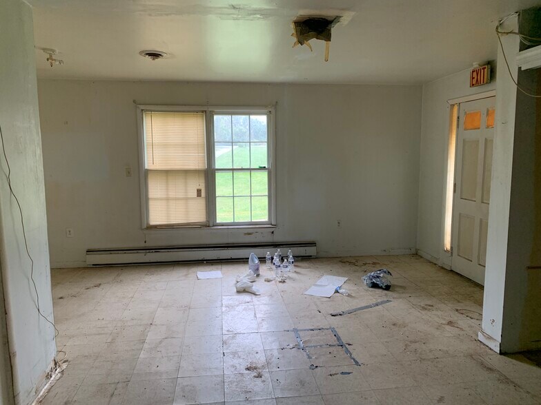 5621 Tricross Dr, Columbia, MD à louer - Photo intérieure - Image 2 de 8