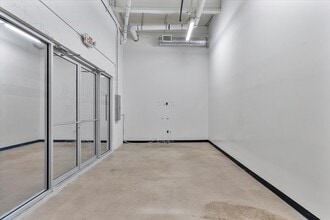350 NE 75th St, Miami, FL for lease Interior Photo- Image 2 of 4