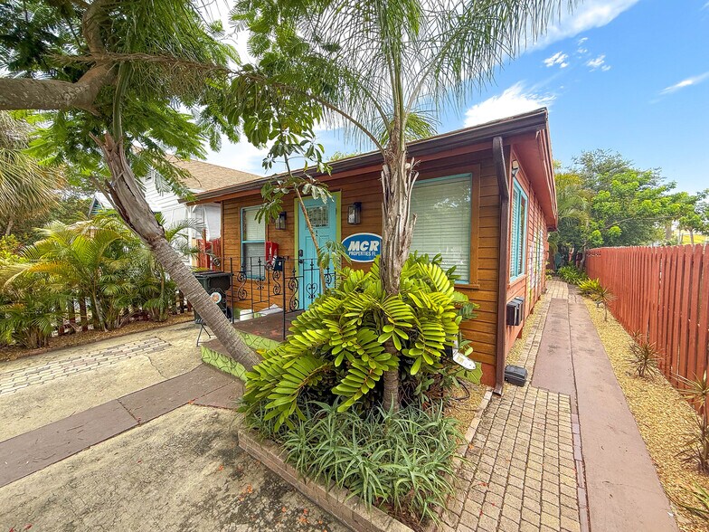 17 S L St, Lake Worth, FL à vendre - Photo du bâtiment - Image 1 de 8