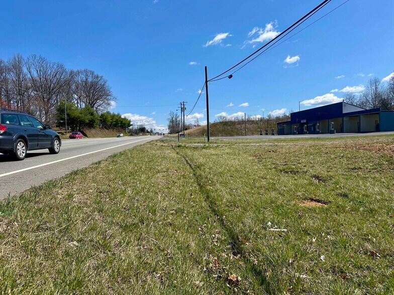 1262 E Jackson Blvd, Jonesborough, TN à vendre - Photo du bâtiment - Image 2 de 8