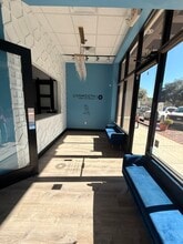 9822 Tapestry Park Cir, Jacksonville, FL for lease Interior Photo- Image 2 of 9