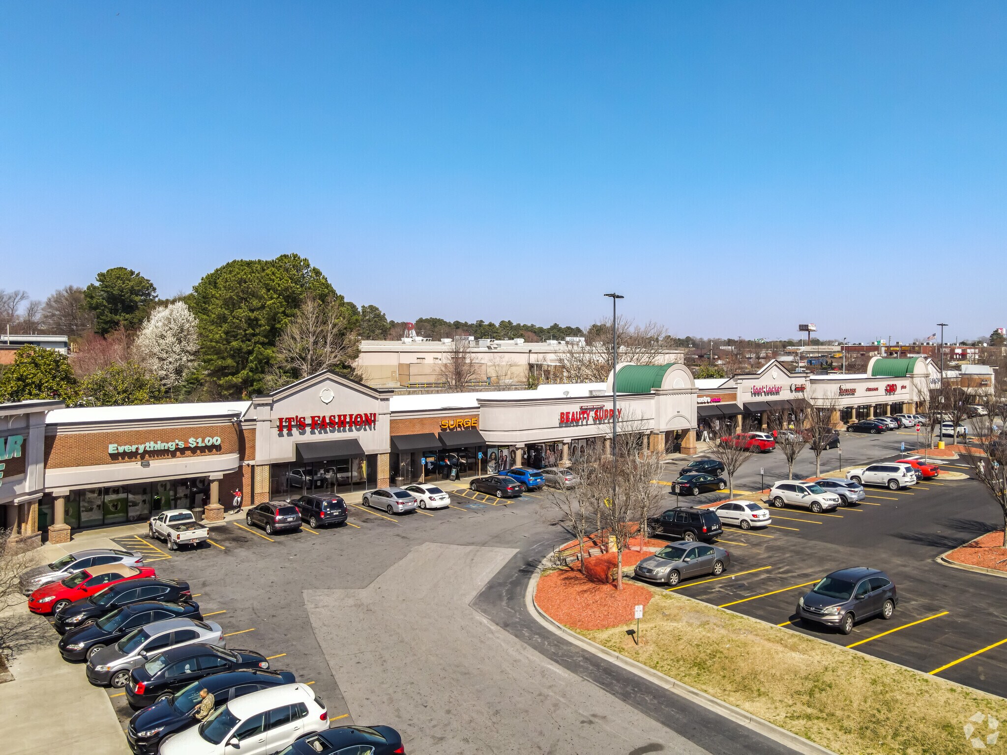200 Cobb Pky S, Marietta, GA for lease Primary Photo- Image 1 of 25