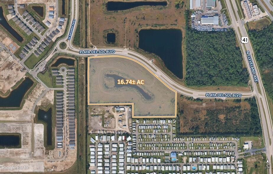 3216 Maryns Loop Rd, North Fort Myers, FL à vendre - Photo principale - Image 1 de 1