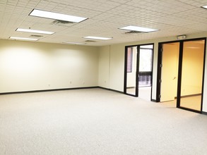 2400 W Southern Ave, Tempe, AZ for lease Building Photo- Image 2 of 5