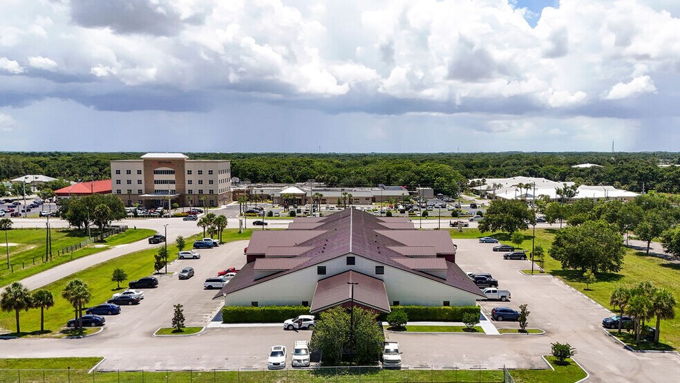 1713 US Highway 441 N, Okeechobee, FL à vendre - Photo du bâtiment - Image 2 de 30