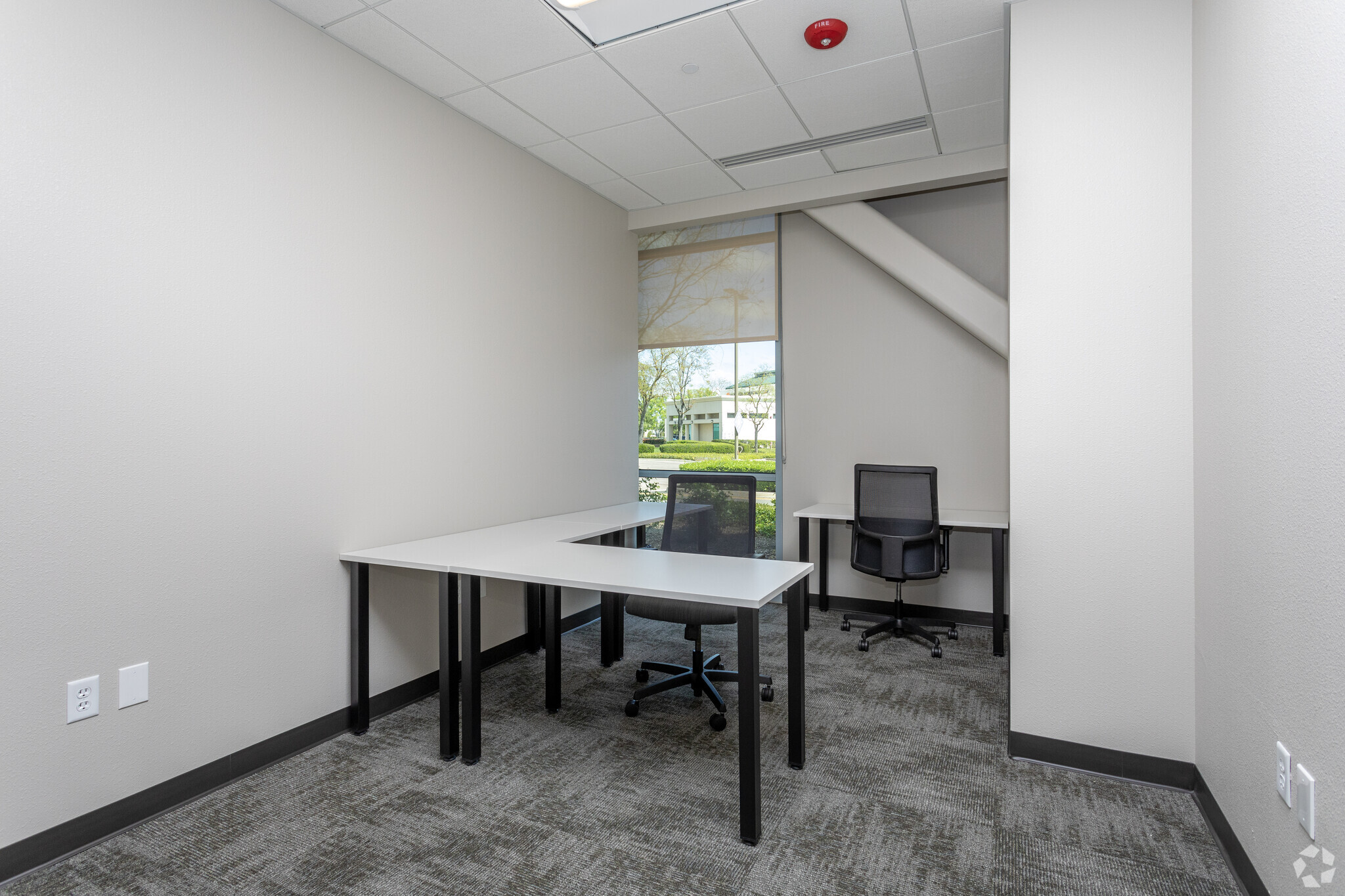 265 E River Park Cir, Fresno, CA à louer Photo intérieure- Image 1 de 1