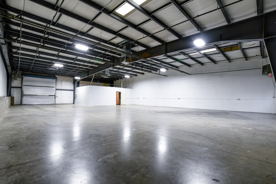 9551 E Lorna Ln, Prescott Valley, AZ for lease - Building Photo - Image 2 of 6