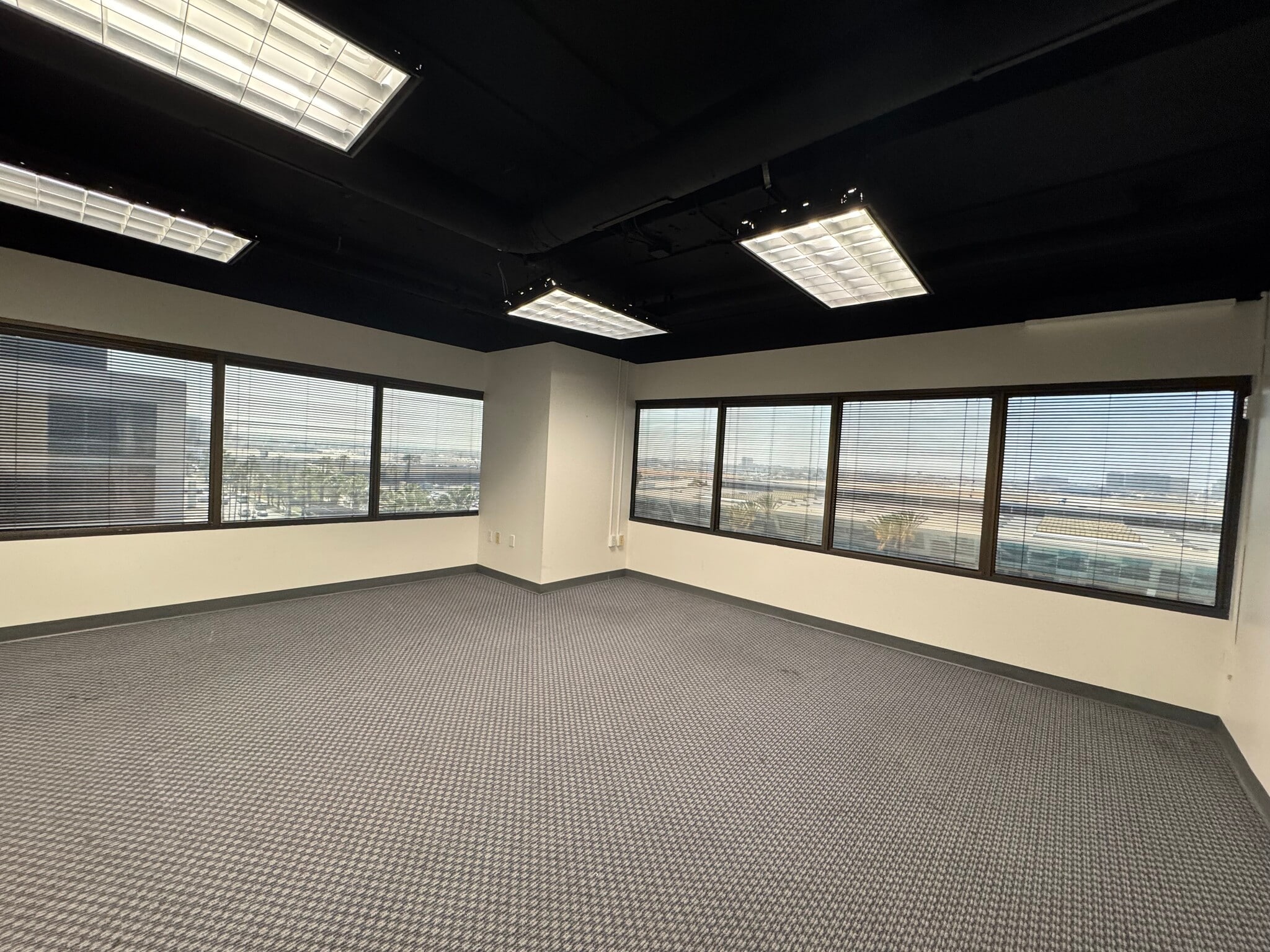 5757 W Century Blvd, Los Angeles, CA for lease Building Photo- Image 1 of 8