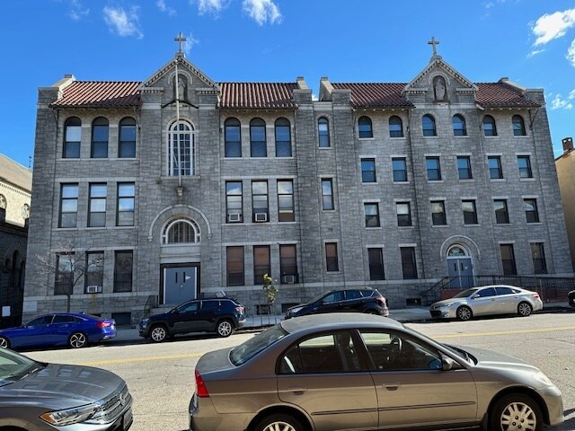 1427 N Caroline St, Baltimore, MD à vendre - Photo du bâtiment - Image 1 de 3