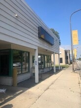 2636 Green Bay Rd, Evanston, IL for lease Building Photo- Image 2 of 4