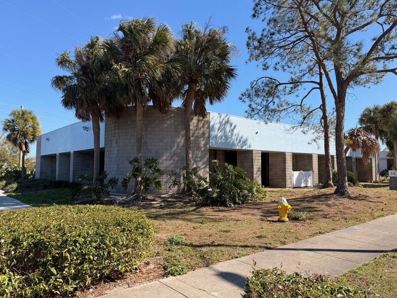 14333 58th St N, Clearwater, FL for sale - Building Photo - Image 1 of 9