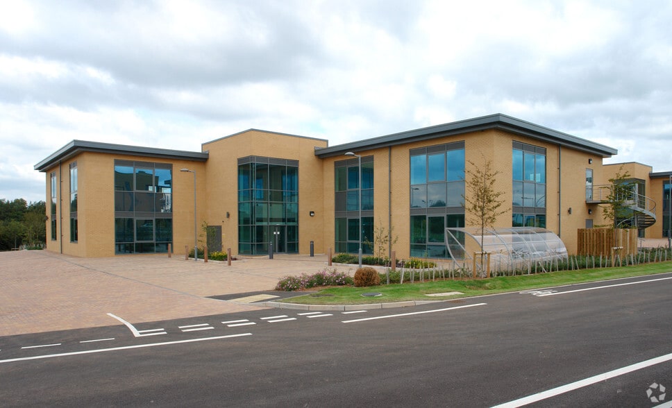H2 Harlequin Office Park, Bristol for lease - Primary Photo - Image 1 of 5