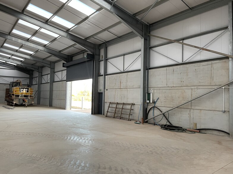 Old Stafford Rd, Wolverhampton for lease - Building Photo - Image 3 of 7