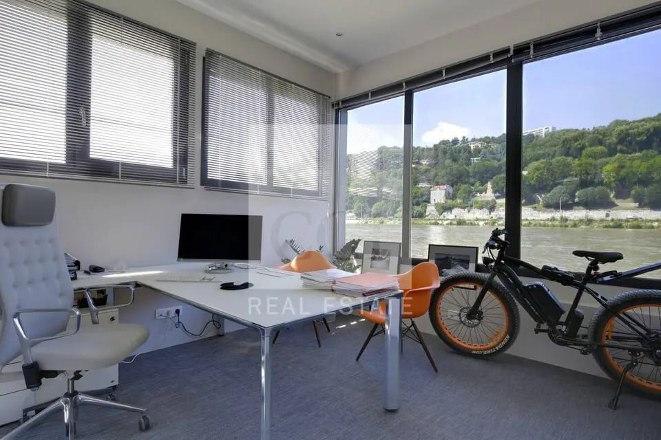 Bureau dans Lyon à louer Photo intérieure- Image 1 de 7