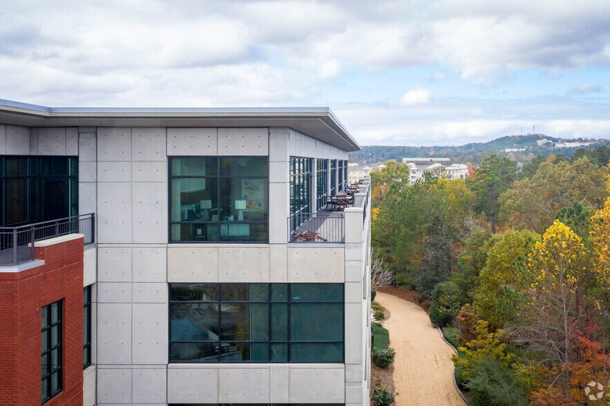 100 Grandview Pl, Birmingham, AL à louer - Photo du bâtiment - Image 3 de 8