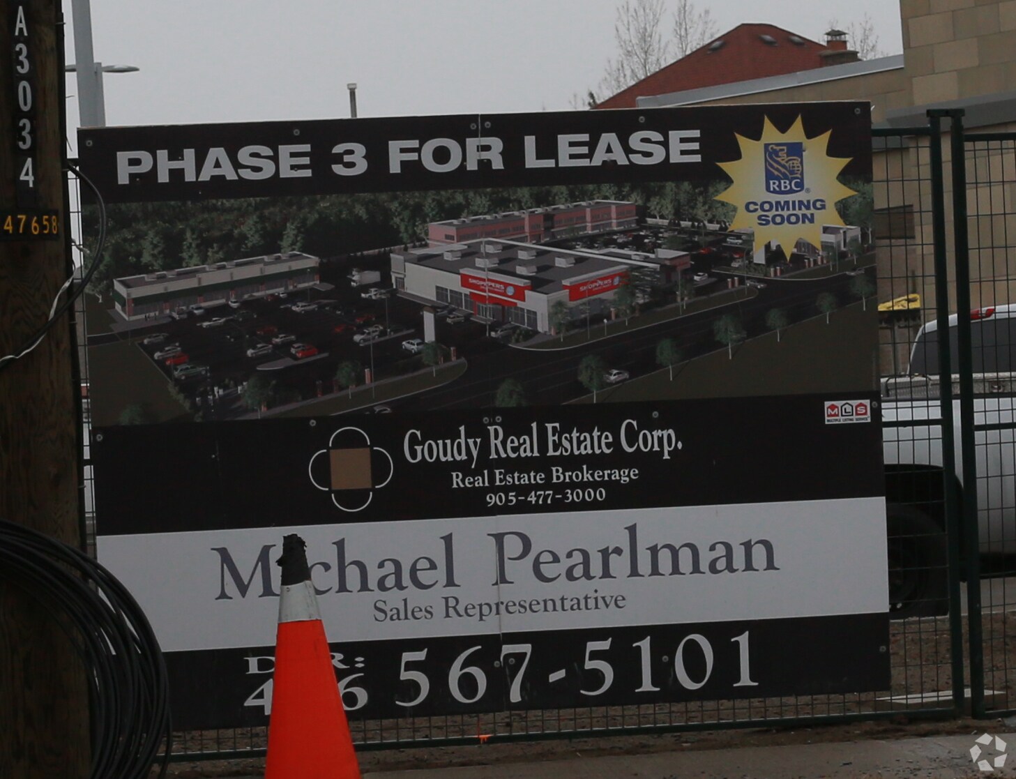 10830-10856 Bayview Ave, Richmond Hill, ON à vendre Photo principale- Image 1 de 1