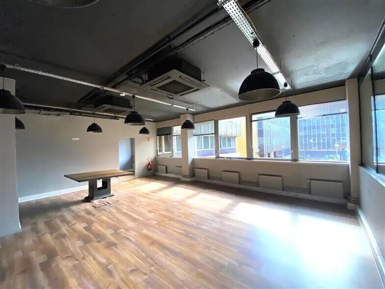 Bureau dans Fontenay-sous-Bois à louer - Photo intérieure - Image 2 de 6