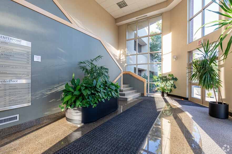 I-91 Corridor EXIT 21, Middletown, CT for lease - Building Photo - Image 2 of 19