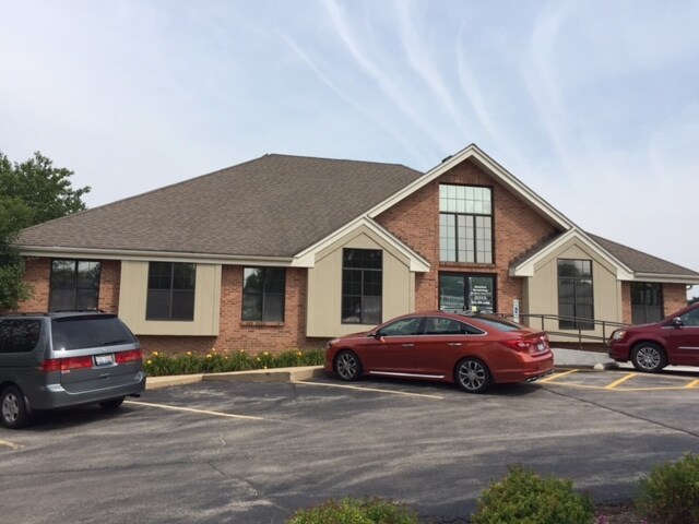 4338 Morsay Dr, Rockford, IL for sale - Building Photo - Image 1 of 1