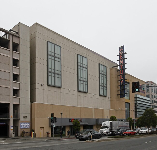 Plus de détails pour 1901 Junipero Serra Blvd, Daly City, CA - Commerce de détail à vendre