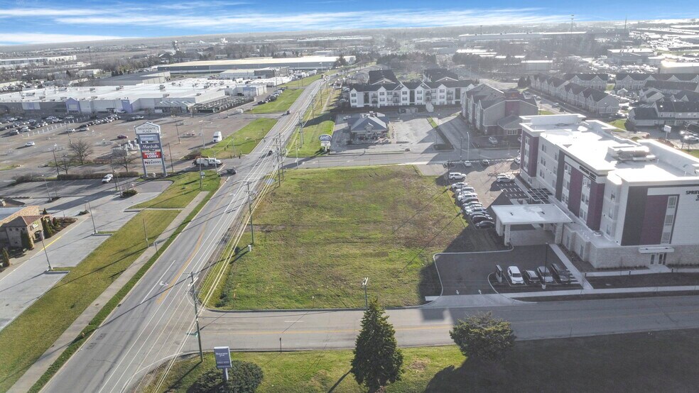 5595 Renner Rd, Columbus, OH for lease - Building Photo - Image 3 of 7