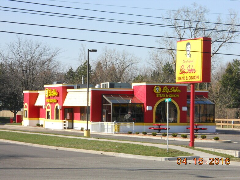 4021 W Saginaw Hwy, Lansing, MI for lease - Building Photo - Image 2 of 4