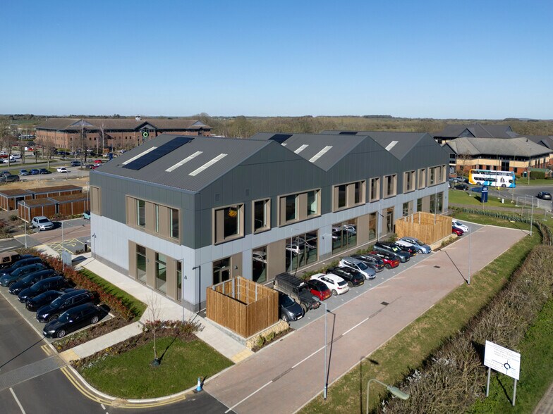 Langford Ln, Kidlington à louer - Photo du bâtiment - Image 3 de 7