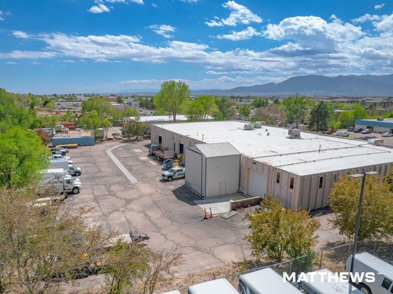 1335 Ford St, Colorado Springs, CO for lease - Building Photo - Image 3 of 9