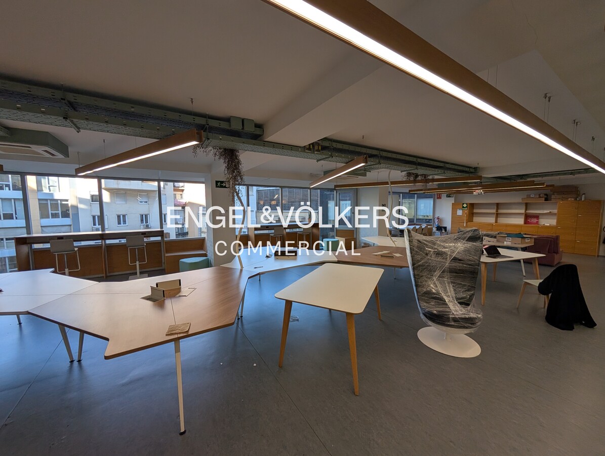 Barcelone, BAR 08006 - Unité C -  - Photo intérieure - Image 1 of 21