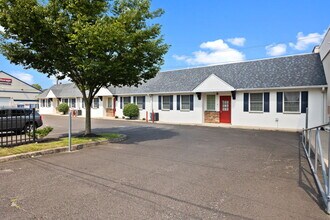 1101 Ivy Hill Rd, Philadelphia, PA à louer Photo intérieure- Image 1 de 5