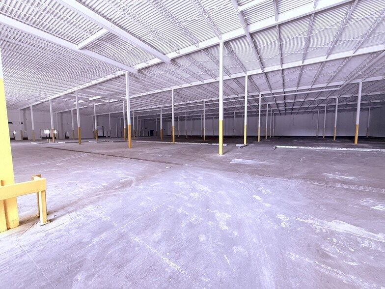 6565 Wells Ave, Saint Louis, MO à louer - Photo du bâtiment - Image 3 de 3