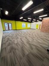 425 Buford Hwy, Suwanee, GA for lease Interior Photo- Image 2 of 6
