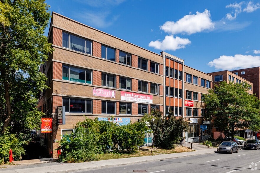 3333-3363 Boul Cavendish, Montréal, QC à vendre - Photo principale - Image 1 de 3