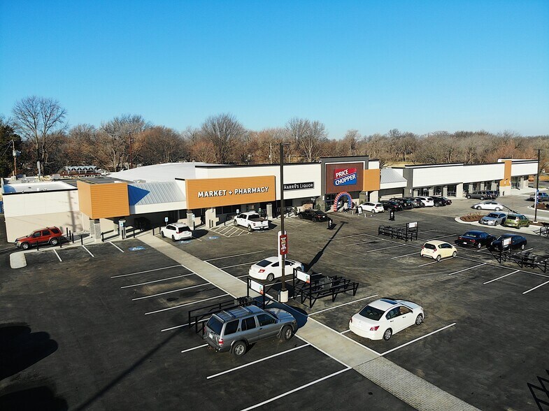 8400-8430 Wornall Rd, Kansas City, MO à louer - Photo du bâtiment - Image 2 de 7
